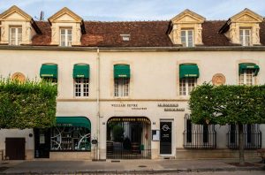 DBR Lafite in talks to buy Chablis producer William Fèvre from Artémis