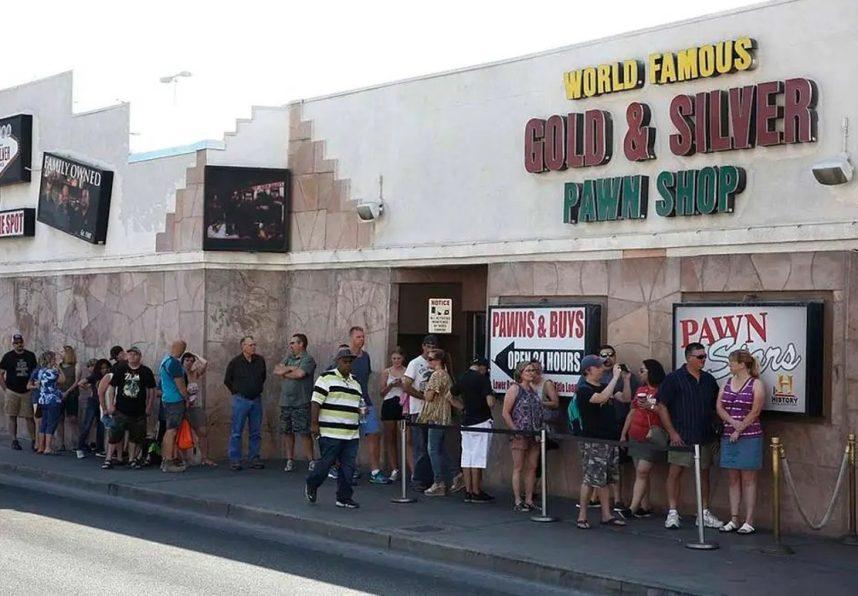 VEGAS MYTHS BUSTED: You Get on ‘Pawn Stars’ by Visiting the Shop